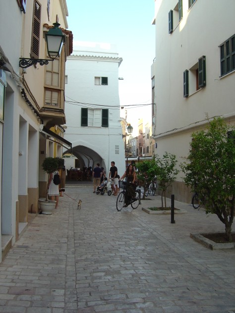 Walkable and cycleable city in Minorca